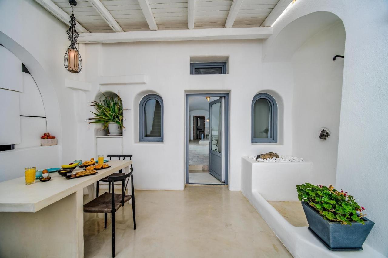 Solstice Luxury Suites Oia  Exterior photo