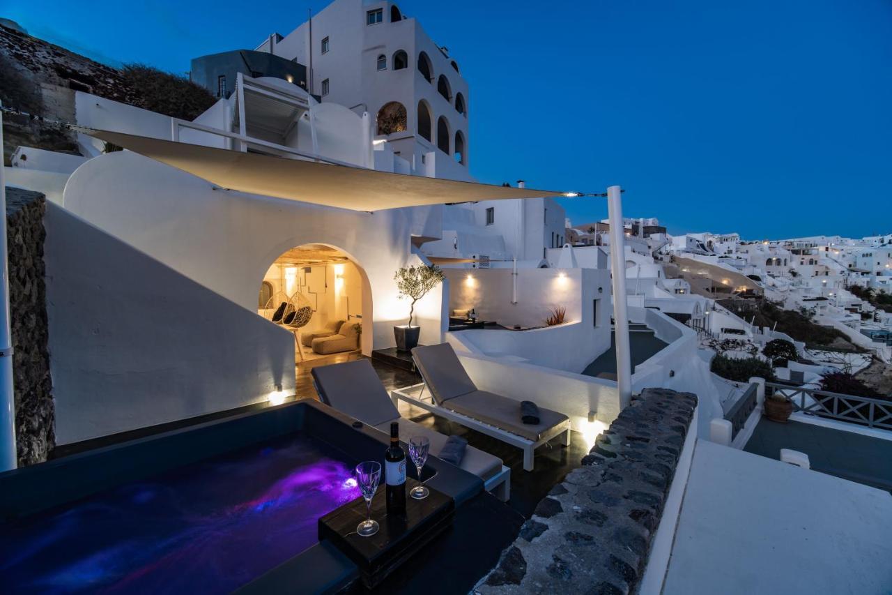 Solstice Luxury Suites Oia  Exterior photo