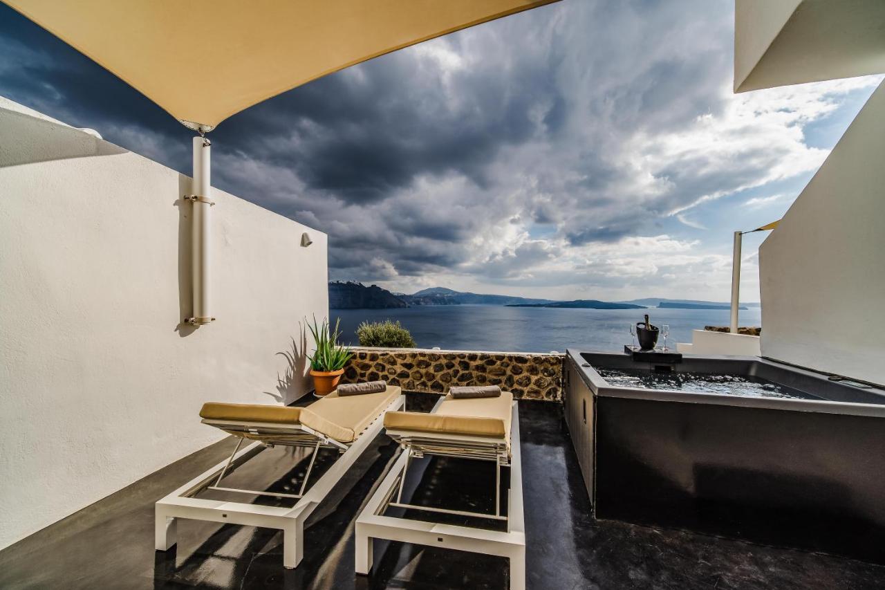 Solstice Luxury Suites Oia  Exterior photo